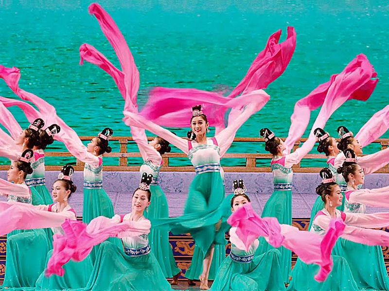 Shen Yun Performing Arts at Johnny Mercer Theatre