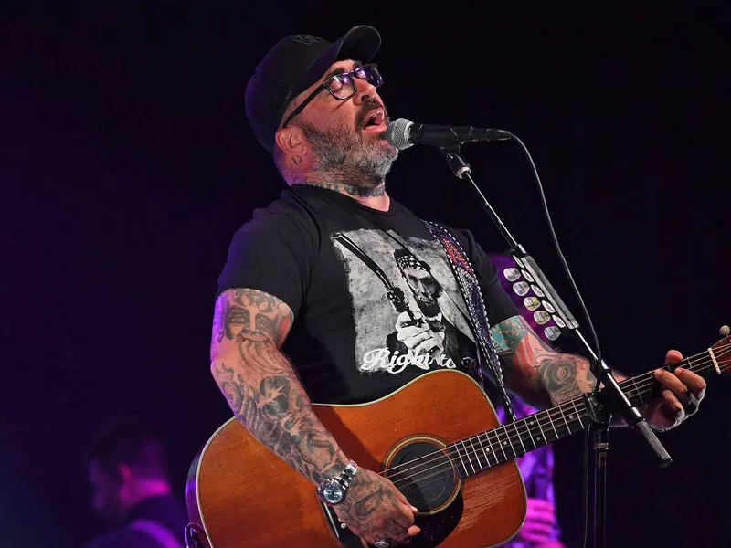 Aaron Lewis and The Stateliners tickets